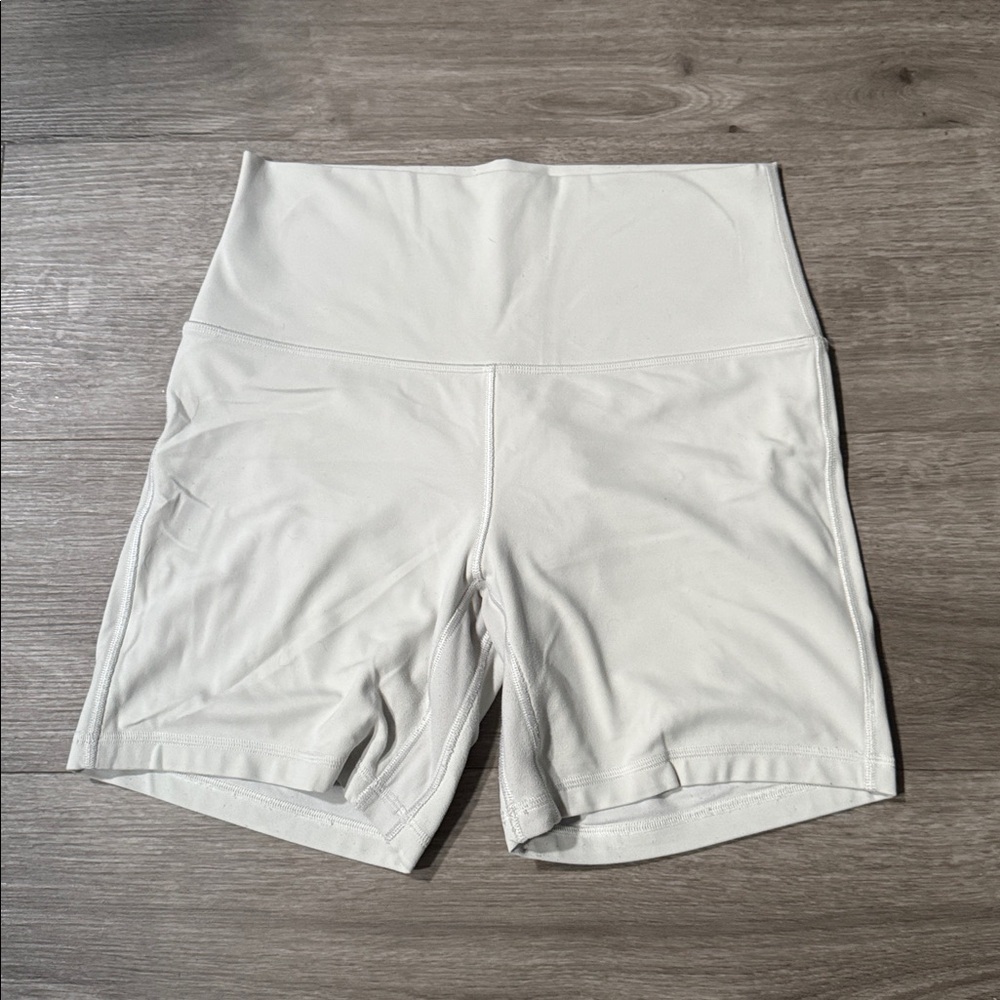Lululemon Align HR Short 6” — Kohlrabi Green — Size 8 - Picture 3 of 7